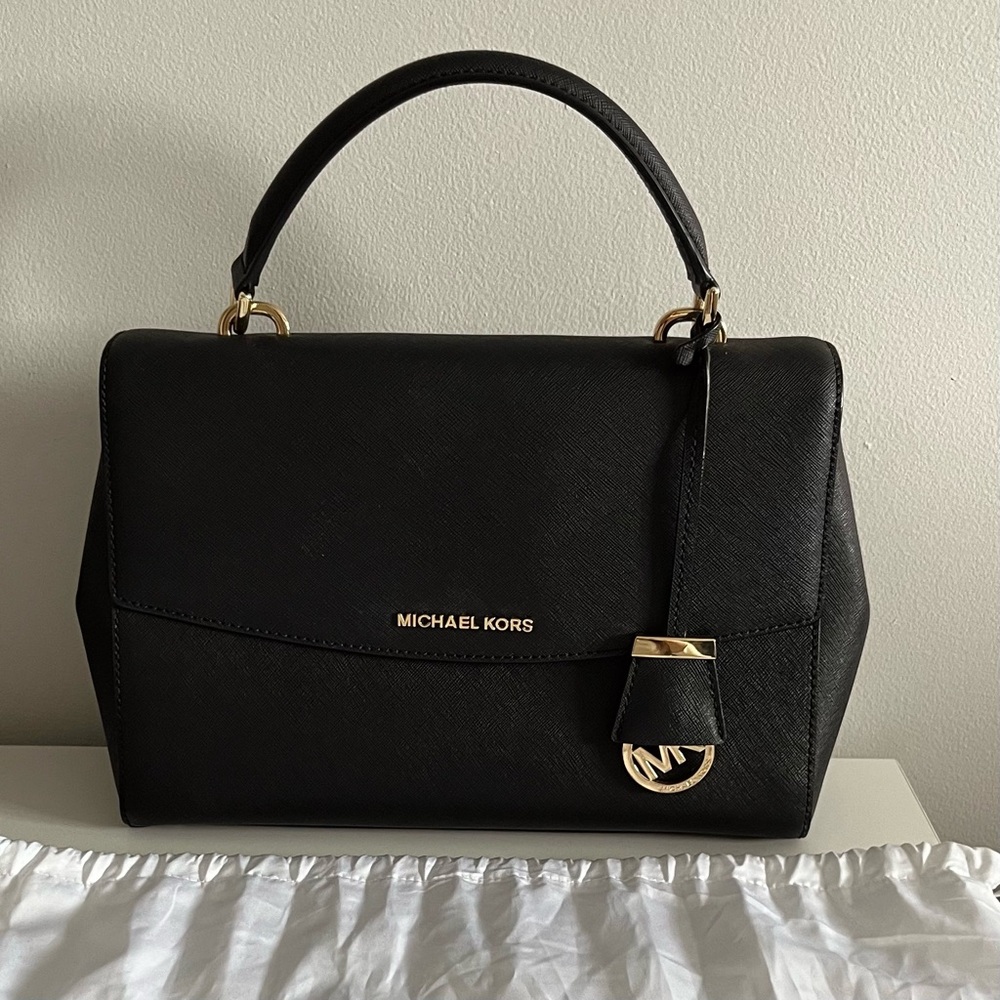 Authentic Michael Kors Ava Medium Handbag Purse + Matching Wallet Set